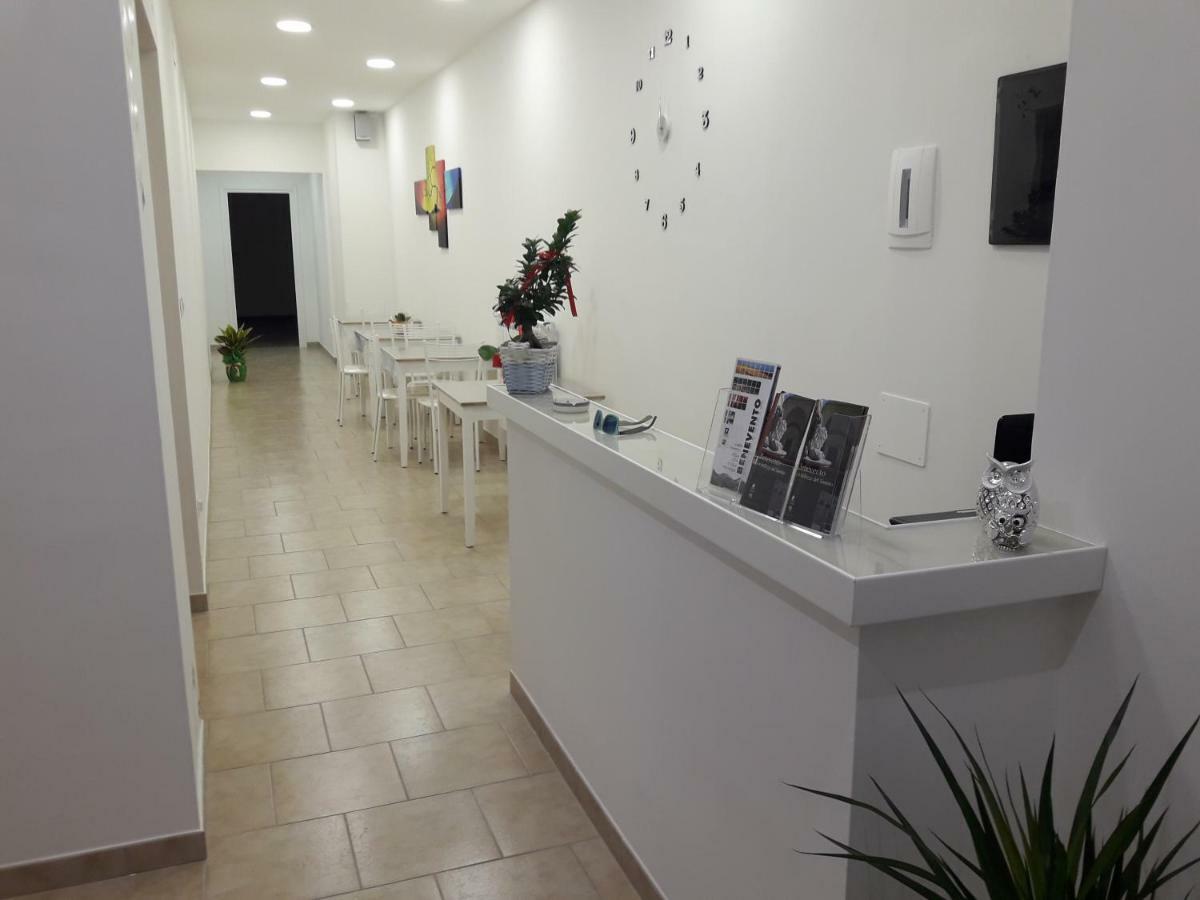 B&B Room 39 Benevento Bagian luar foto