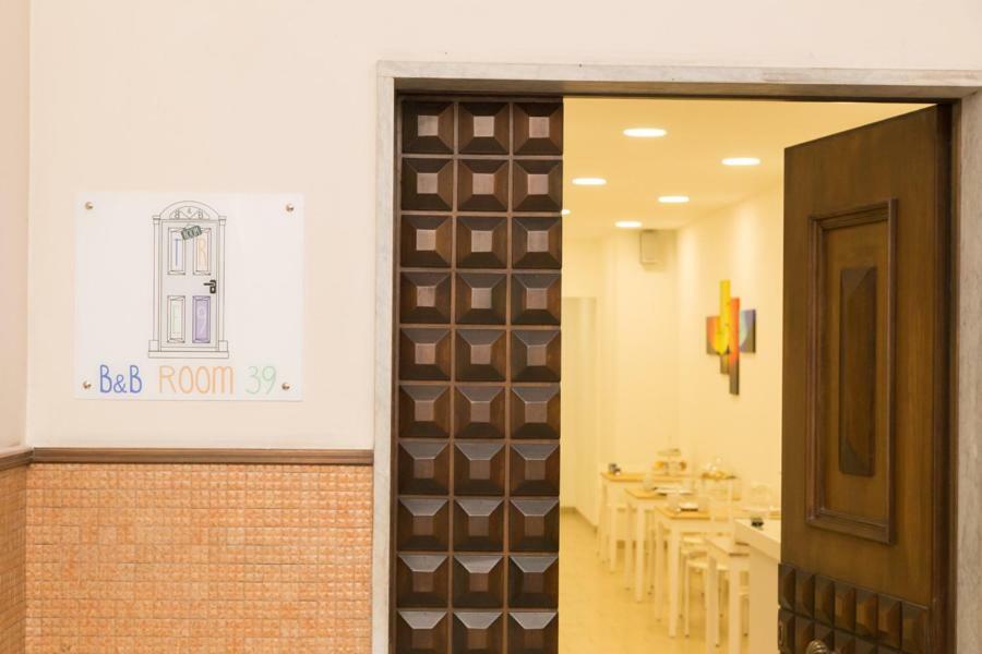 B&B Room 39 Benevento Bagian luar foto